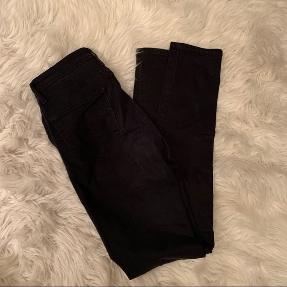 Levi's Denim - 721 Levi’s High Rise Skinny Jean Size 27